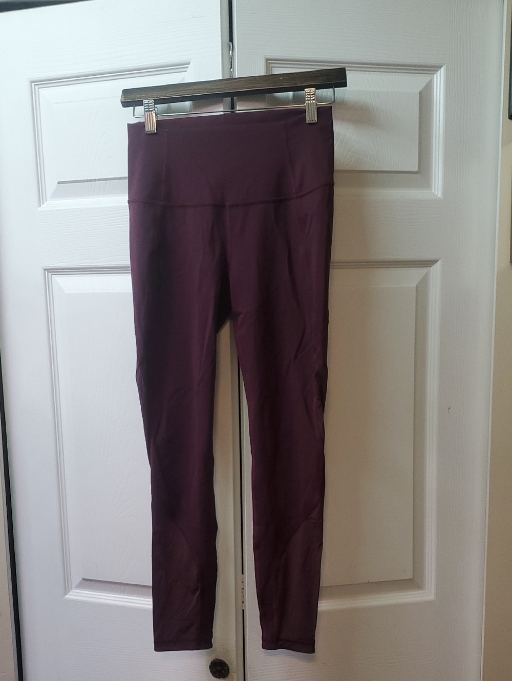 Lululemon High-Rise Burgundy Active Leggings - Women Size 6